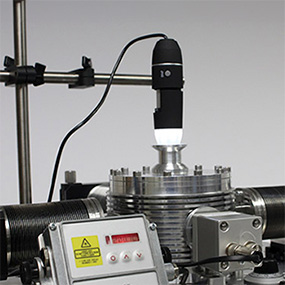 In situ dynamic measurements of the complex permittivity of dielectric materials at high temperatures